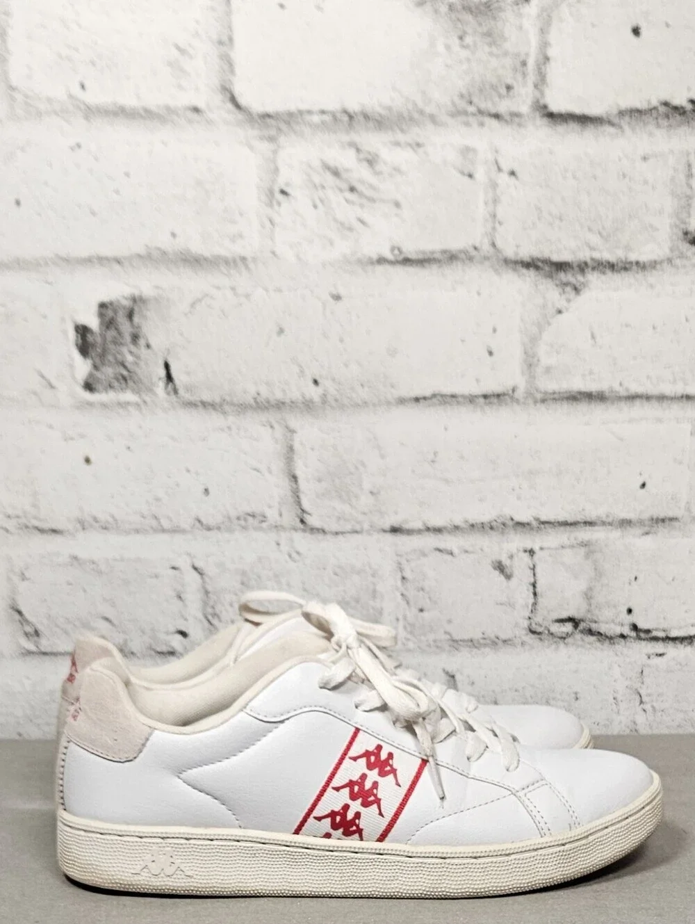 Kappa White Red Logo Sneakers Low Top Casual Shoes Men’s Size 10